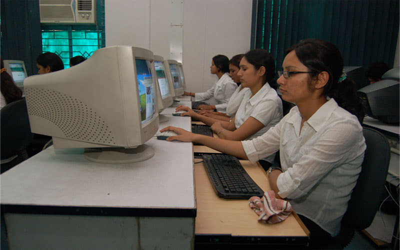 Mewar Institute of Management Ghaziabad Laboratory photo 2